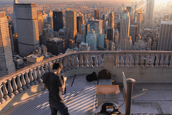 Checklist Essencial para Fotografar em Viagens Urbanas